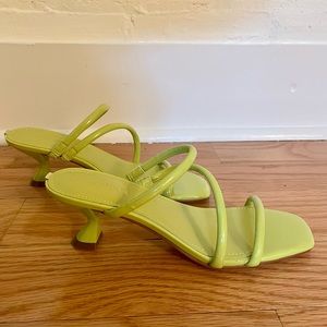 Kitten Heel sandal GUESS brand